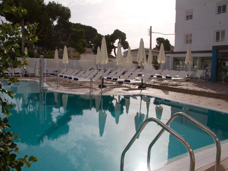 Apartamentos Triton Cala Ratjada  Exterior foto