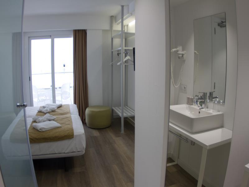 Apartamentos Triton Cala Ratjada  Exterior foto